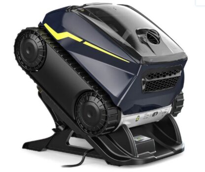 Zodiac FreeRider FR1000 iQ Cordless Robotic Pool Cleaner - Image 2